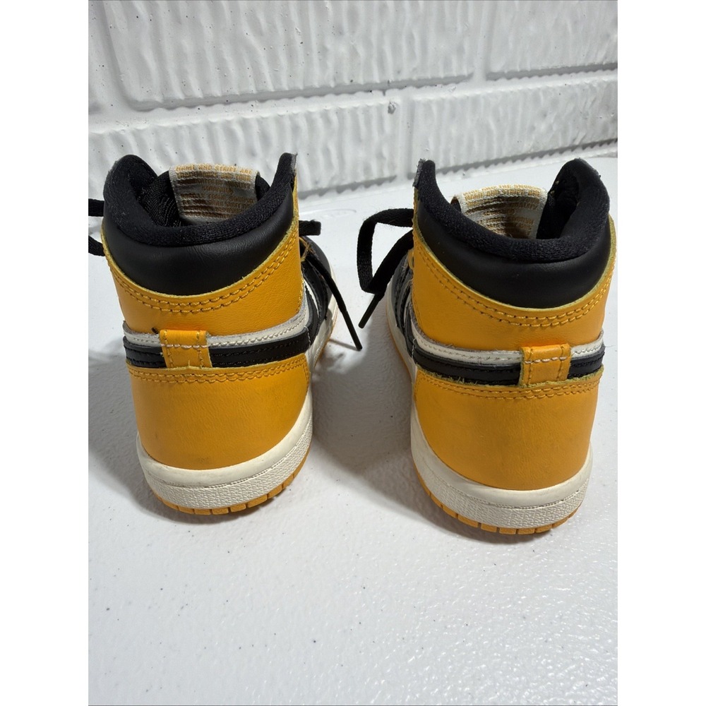 Size 8C - Jordan 1 High Black, Orange, White Toddler Air Jordan Retro High OG - Picture 7 of 10